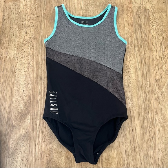 Justice Leotard - Picture 1 of 4